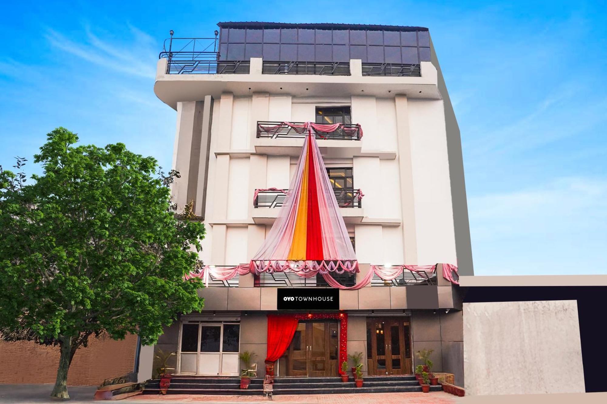 Hotel Super Townhouse The Royal Casa Ghaziabád Exteriér fotografie